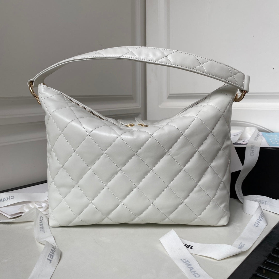 CHANEL HOBO 28CM WHITE LAMBSKIN GOLD HARDWARE