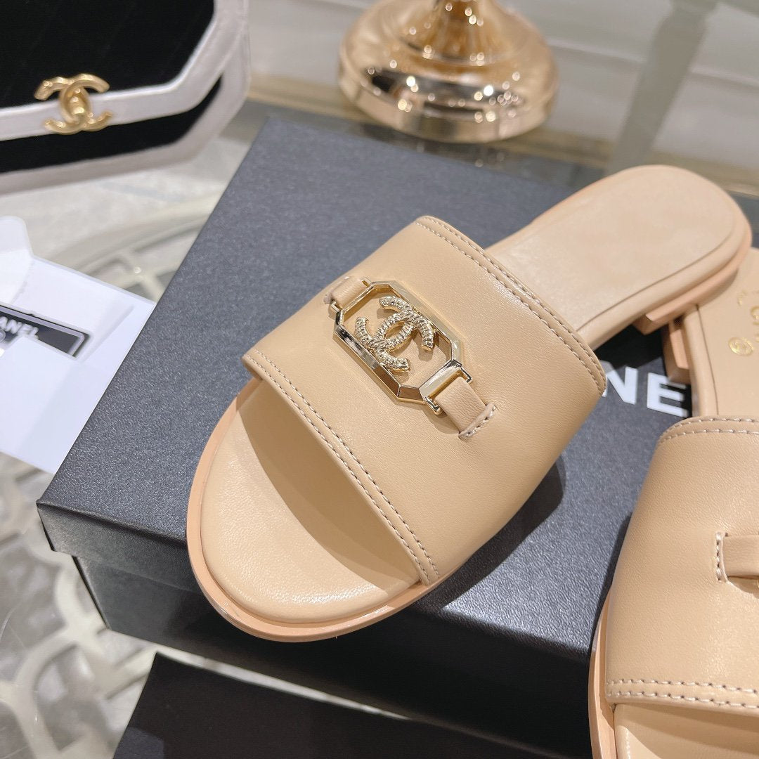 CHANEL Mules Beige Shiny Calfskin