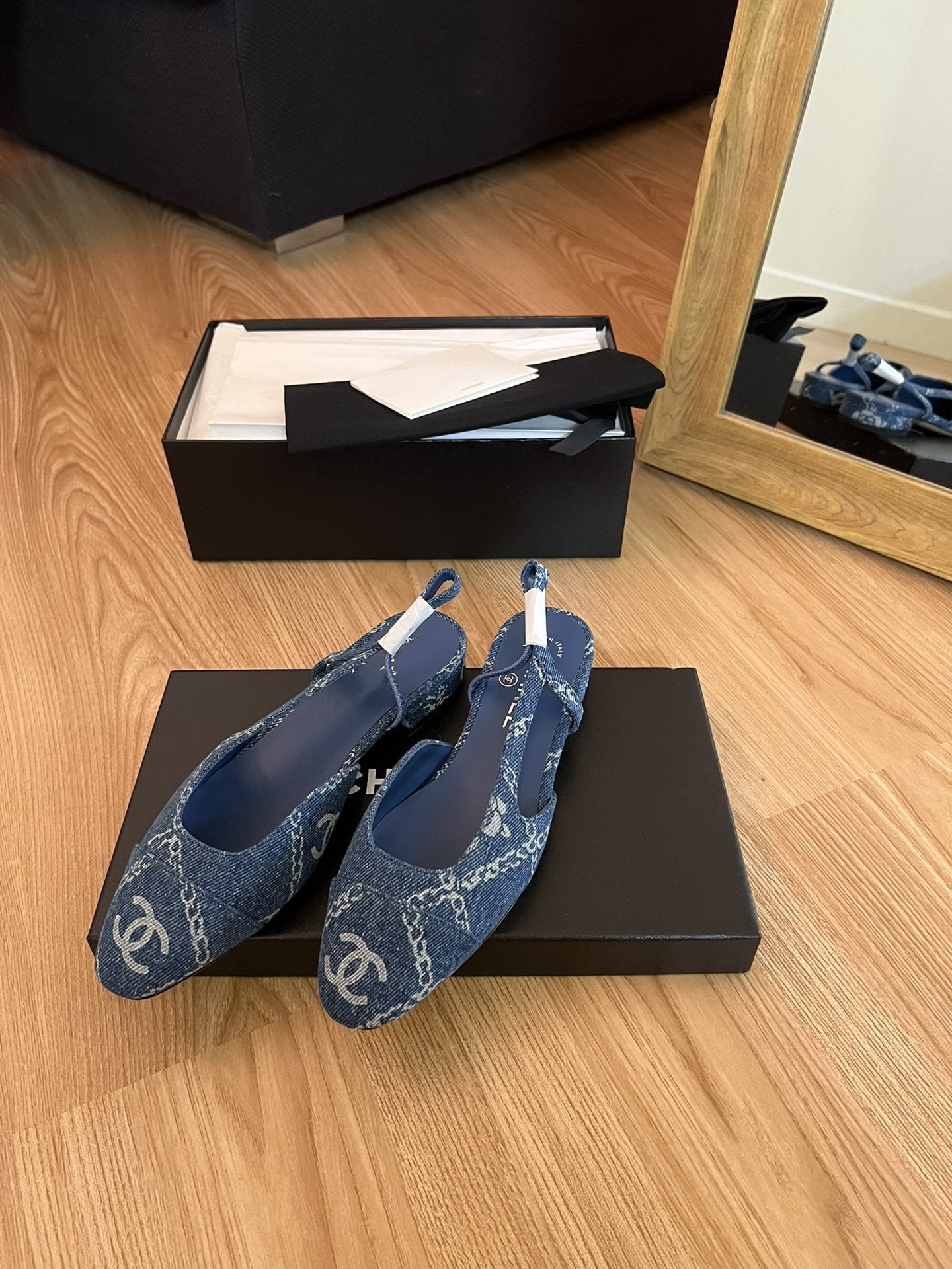 CHANEL slingbacks blue denim