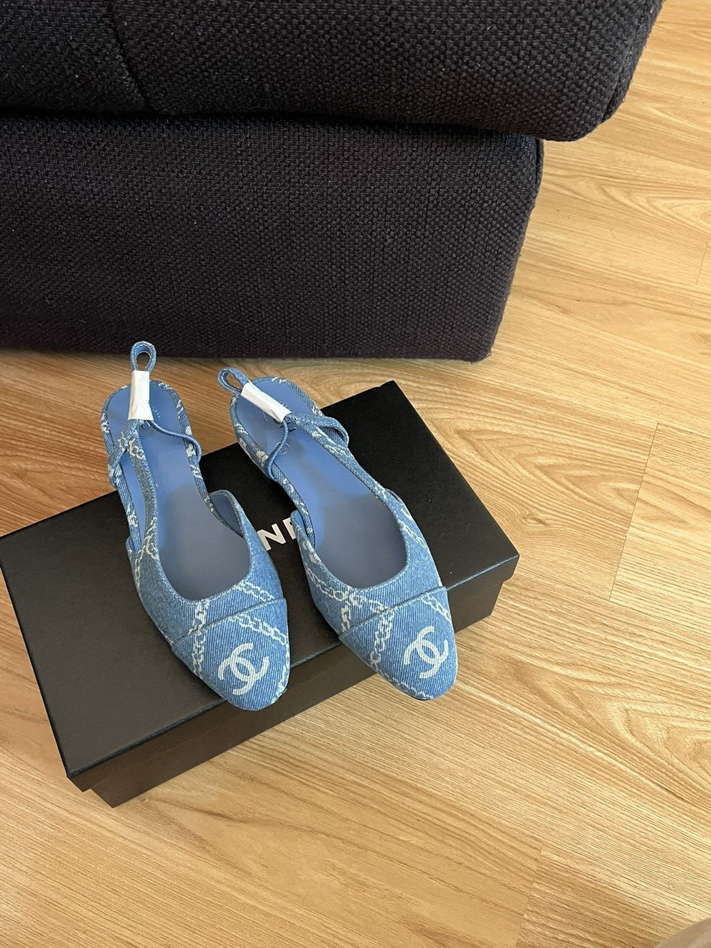 CHANEL slingbacks light blue denim