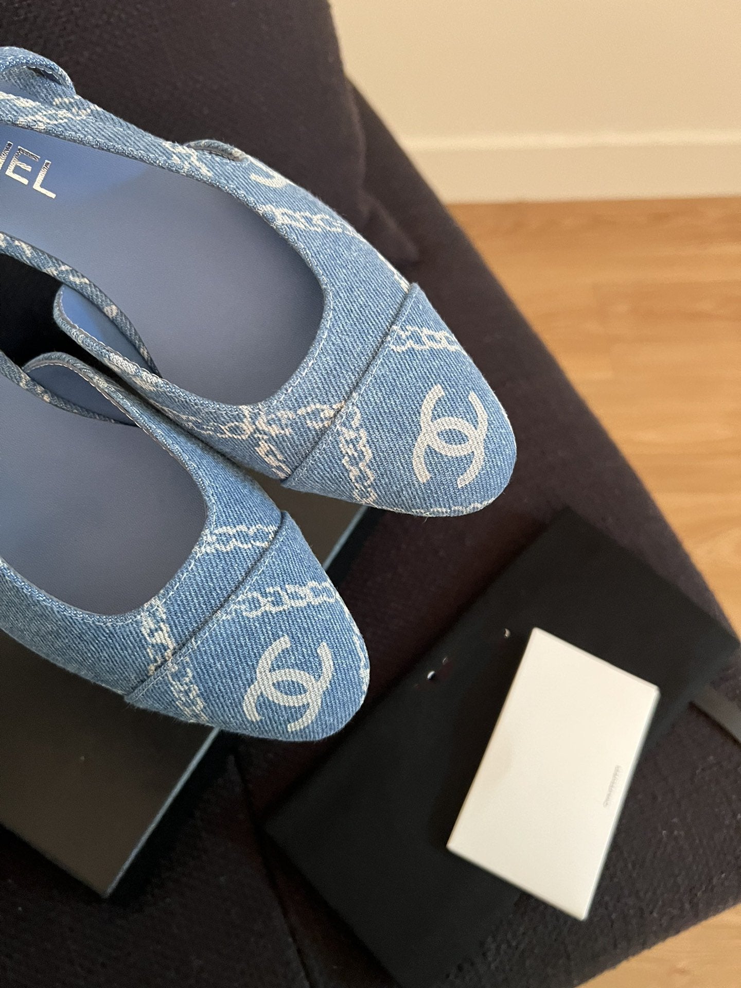 CHANEL slingbacks light blue denim