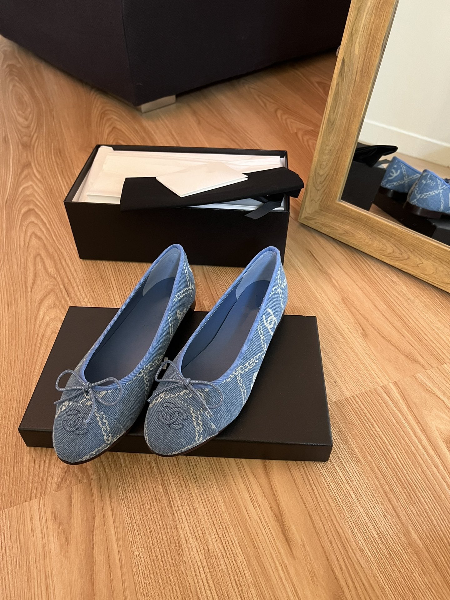 CHANEL slingbacks light blue denim