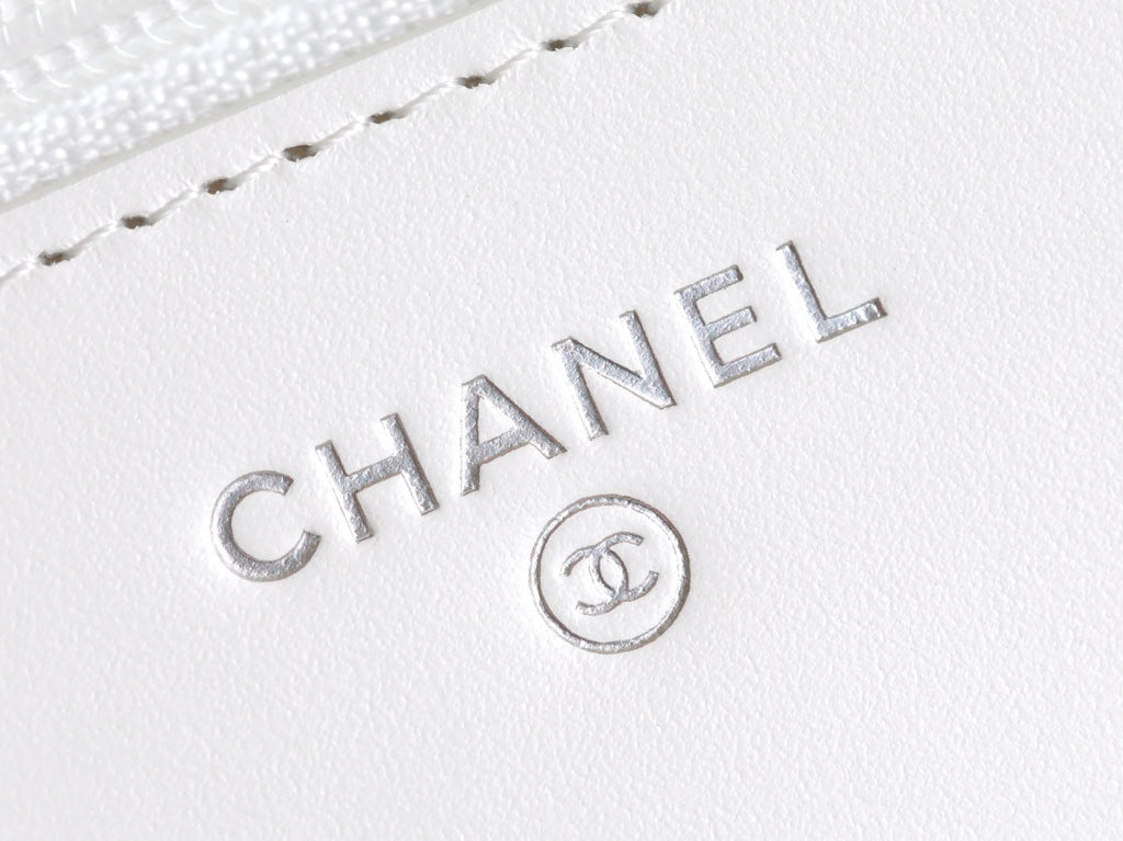 CHANEL WOC 19 WHITE LAMBSKIN SILVER HARDWARE