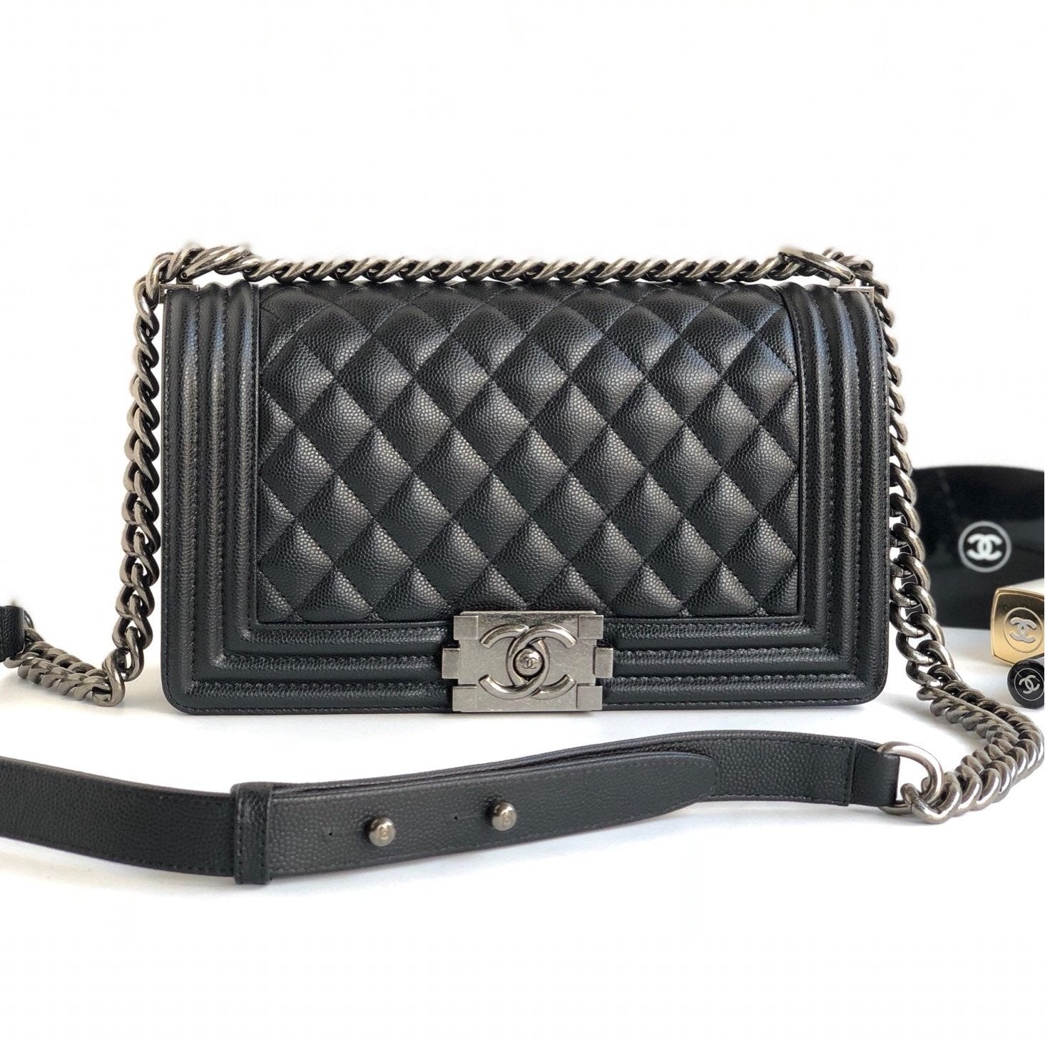 CHANEL MEDIUM 25 BOY BAG IN BLACK LAMBSKIN SILVER HARDWARE