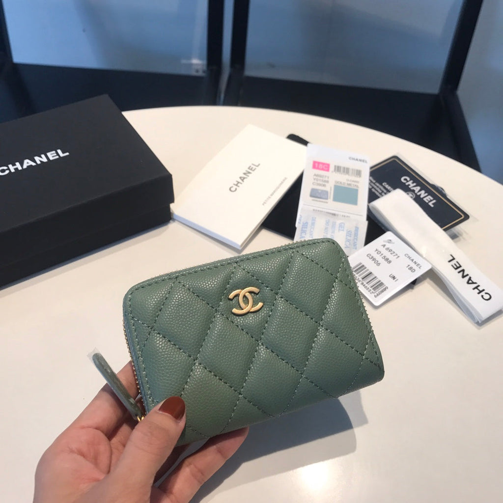 CHANEL ZIPPED COIN BASIC PURSE 11 TURQUOISE CALFSKIN GOLD ICON