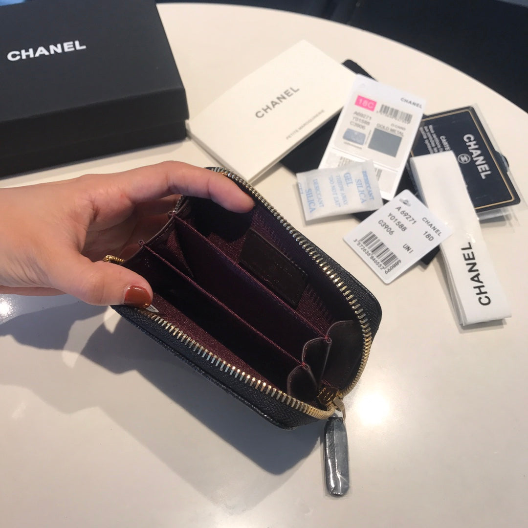 CHANEL ZIPPED COIN BASIC PURSE 11 BLACK CALFSKIN WITH GOLD ICON