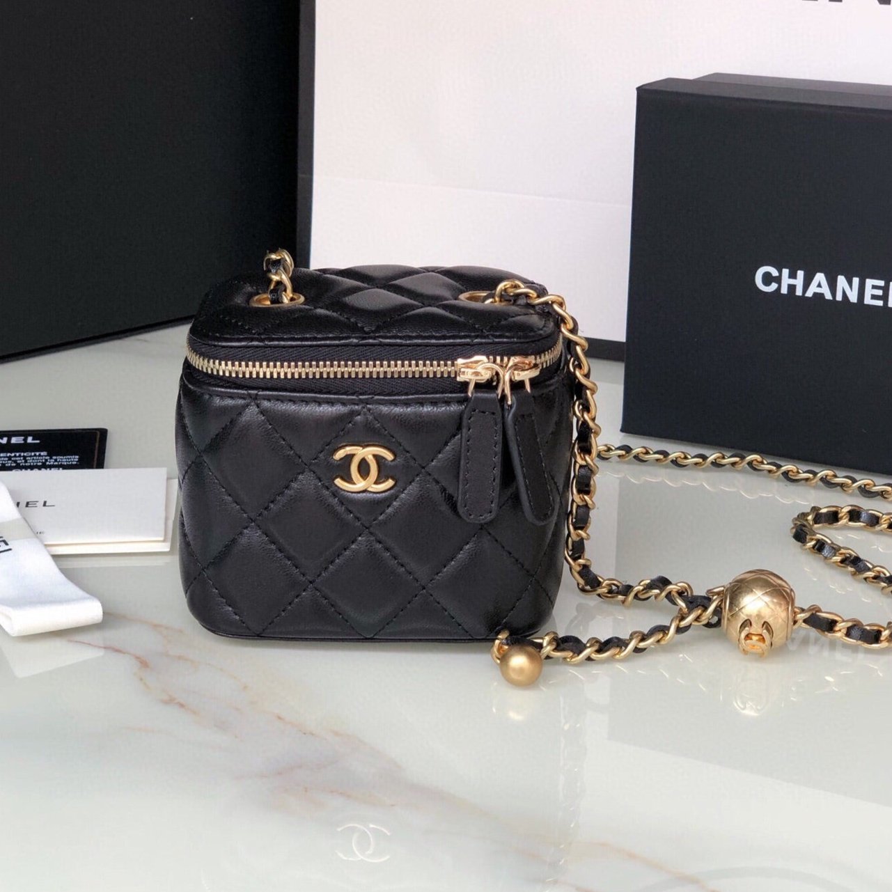 CHANEL MINI 11 VANITY CHAIN IN BLACK CALFSKIN GOLD HARDWARE