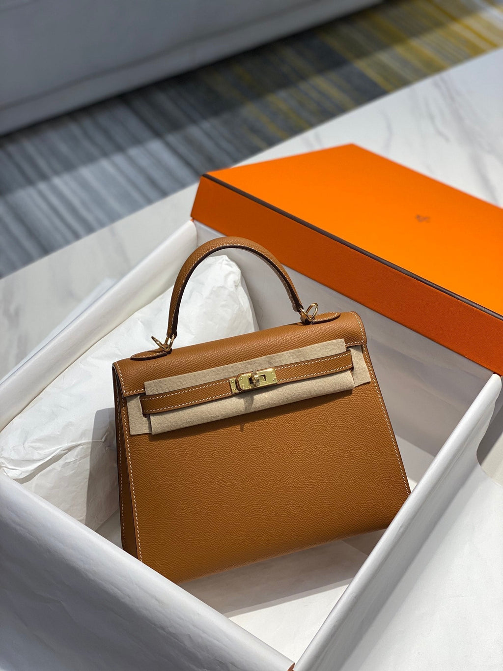 HERMES KELLY 28CM IN GOLD EPSOM CALFSKIN GOLD HARDWARE