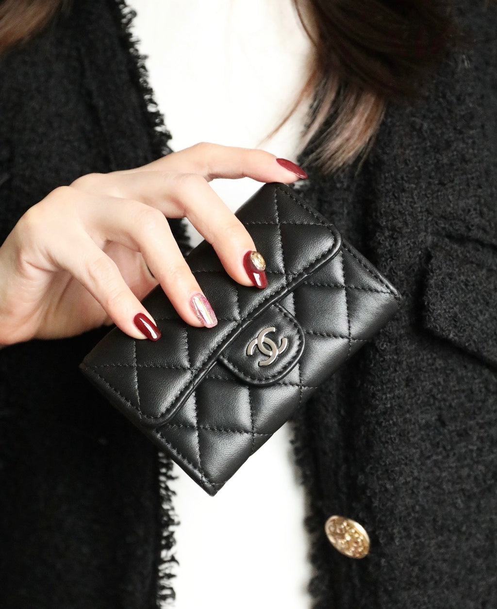 CHANEL FLAP CARD HOLDER 11.3 BLACK CALFSKIN SILVER ICON