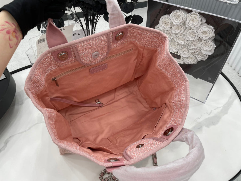 CHANEL DEAUVILLE LARGE 38 TOTE BAG IN LIGHT PINK CANVAS