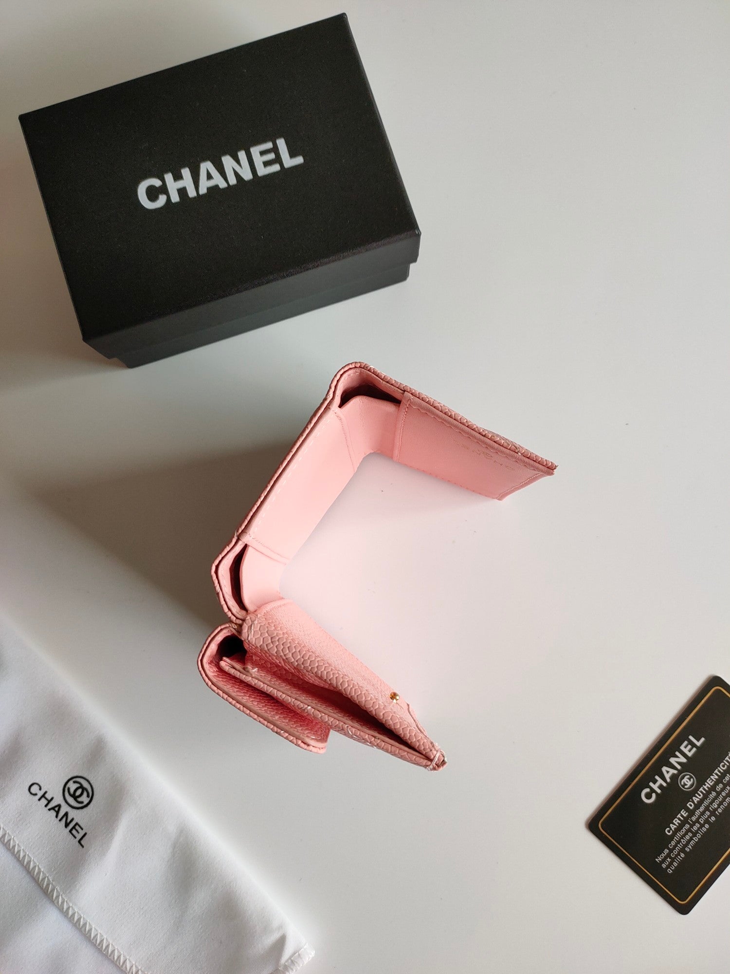 CHANEL TRIFOLD PURSE 12 PEACH GRAINED CALFSKIN GOLD ICON