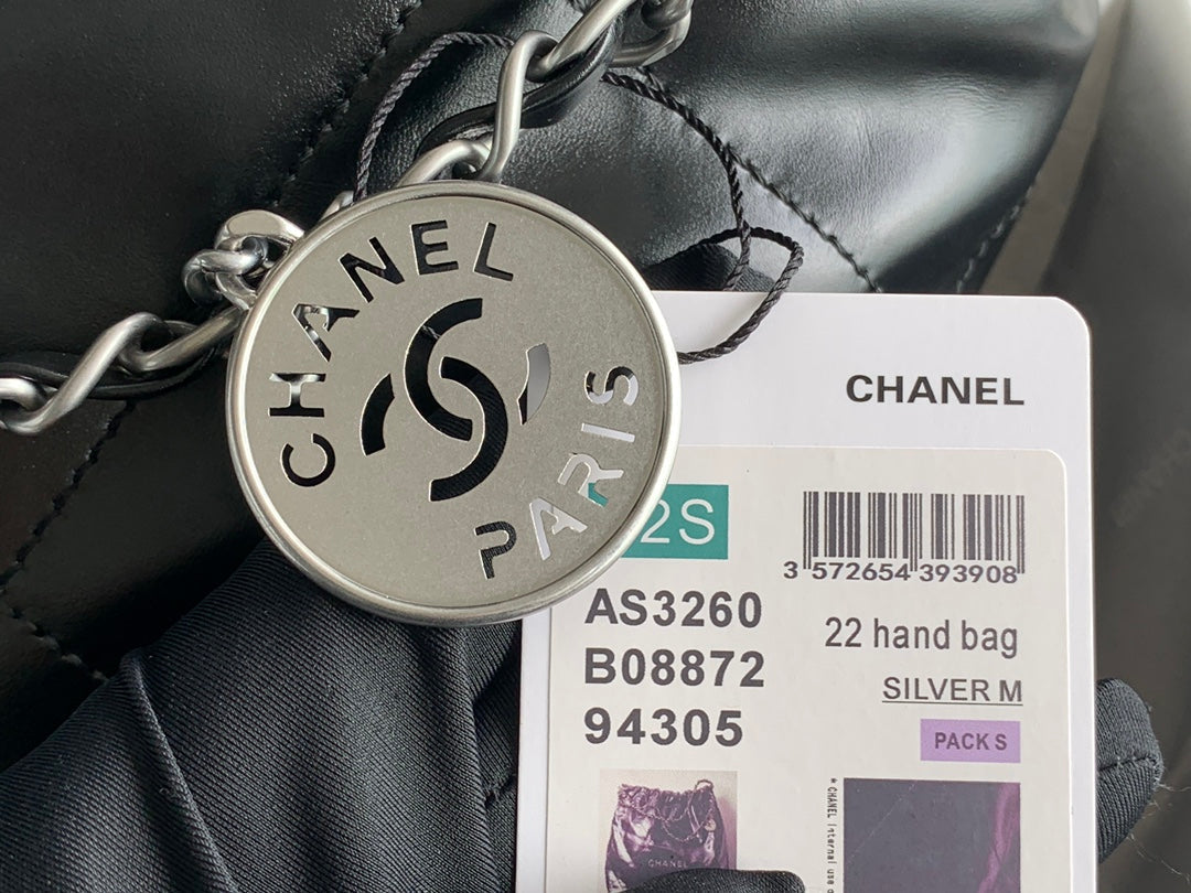 CHANEL MEDIUM 37 HANDBAG IN BLACK SHINY CALFSKIN SILVER HARDWARE