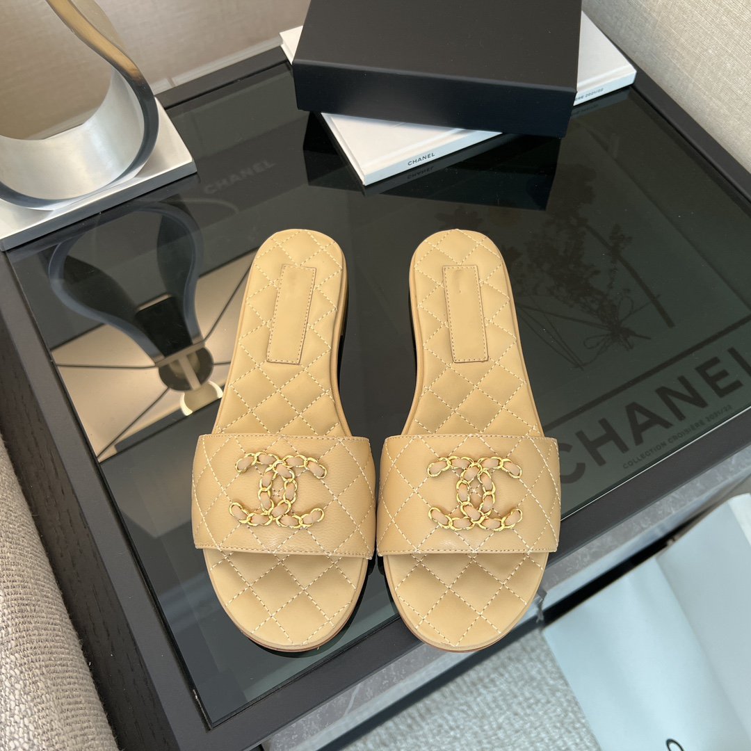 CHANEL mule sandal beige quilted lambskin