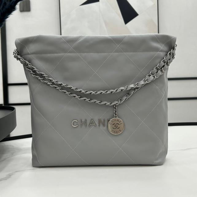 CHANEL MEDIUM 37 HANDBAG IN GREY CALFSKIN SILVER HARDWARE