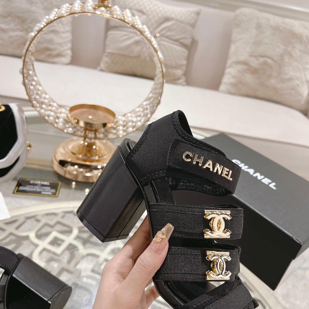 CHANEL Double C  Xiaoxiang Chain Fabric Head Chunky Heel Sandals Black Lambskin
