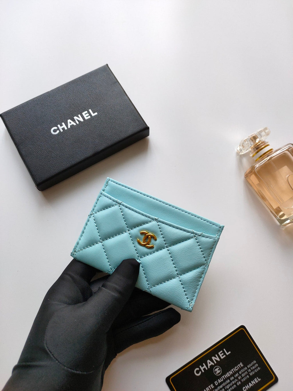 CHANEL CARD HOLDER 11.2 SKY CALFSKIN GOLD ICON