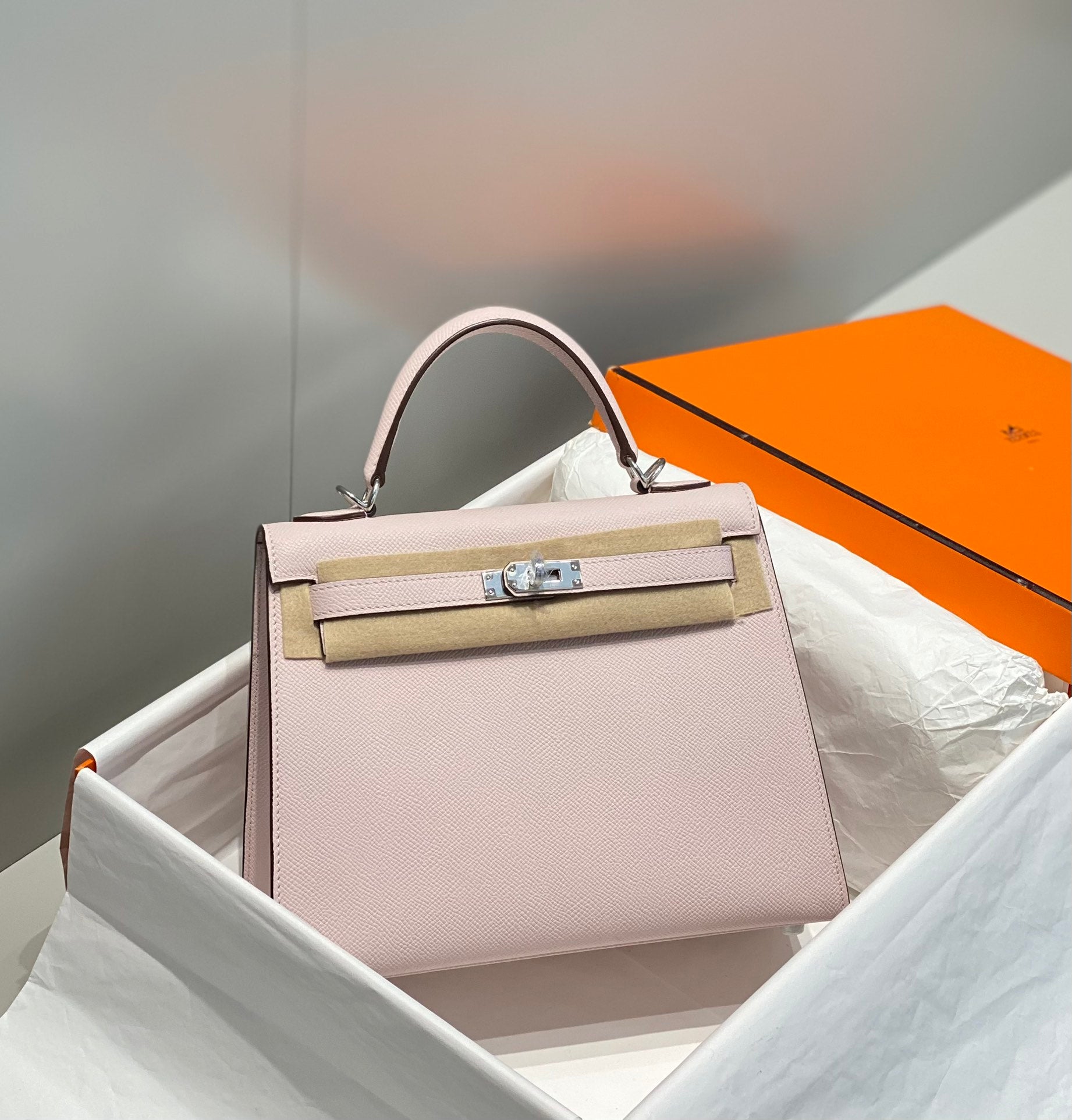HERMES KELLY 25CM IN EPSOM MAUVE SWIFT CALFSKIN SILVER HARDWARE