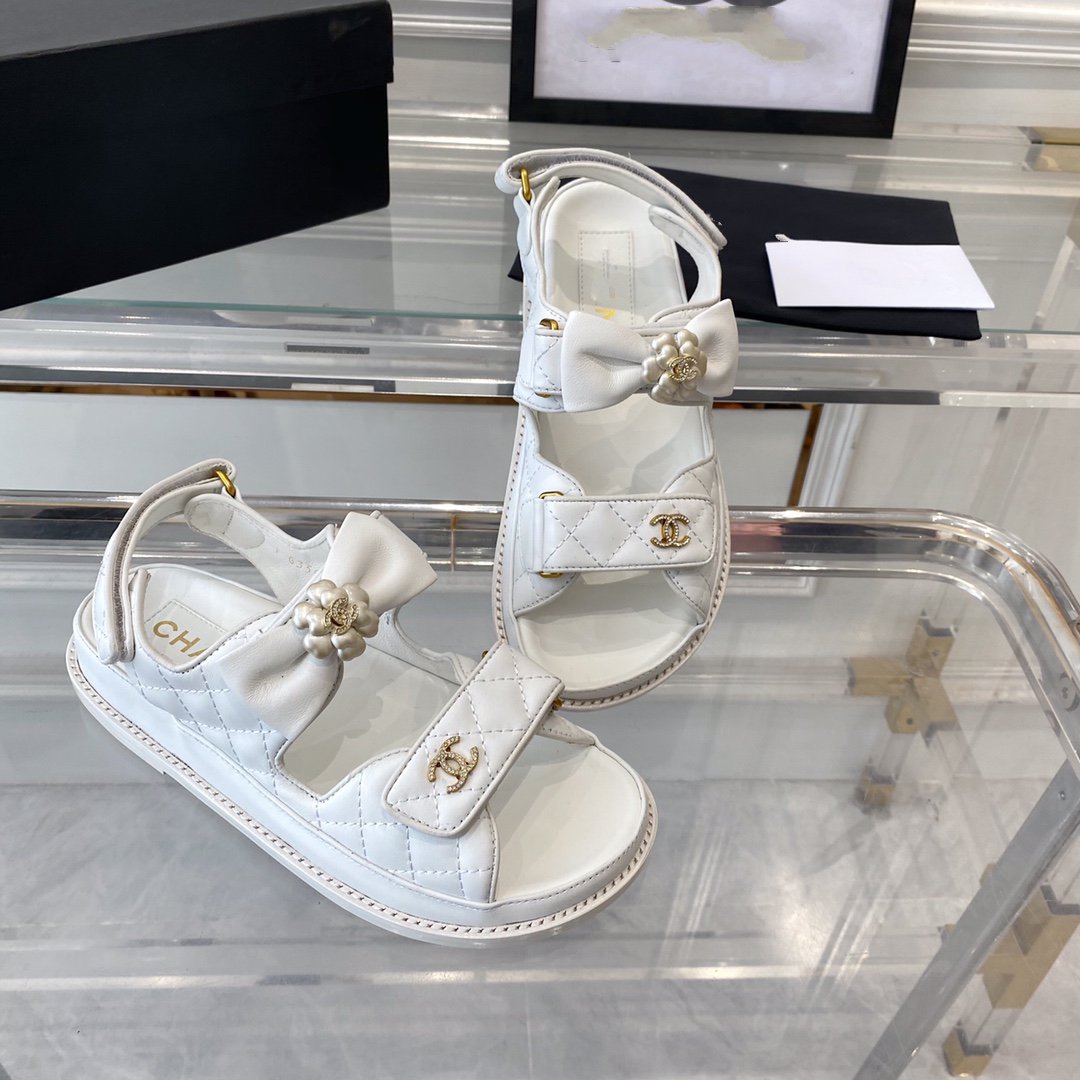 CHANEL dad sandals white lambskin