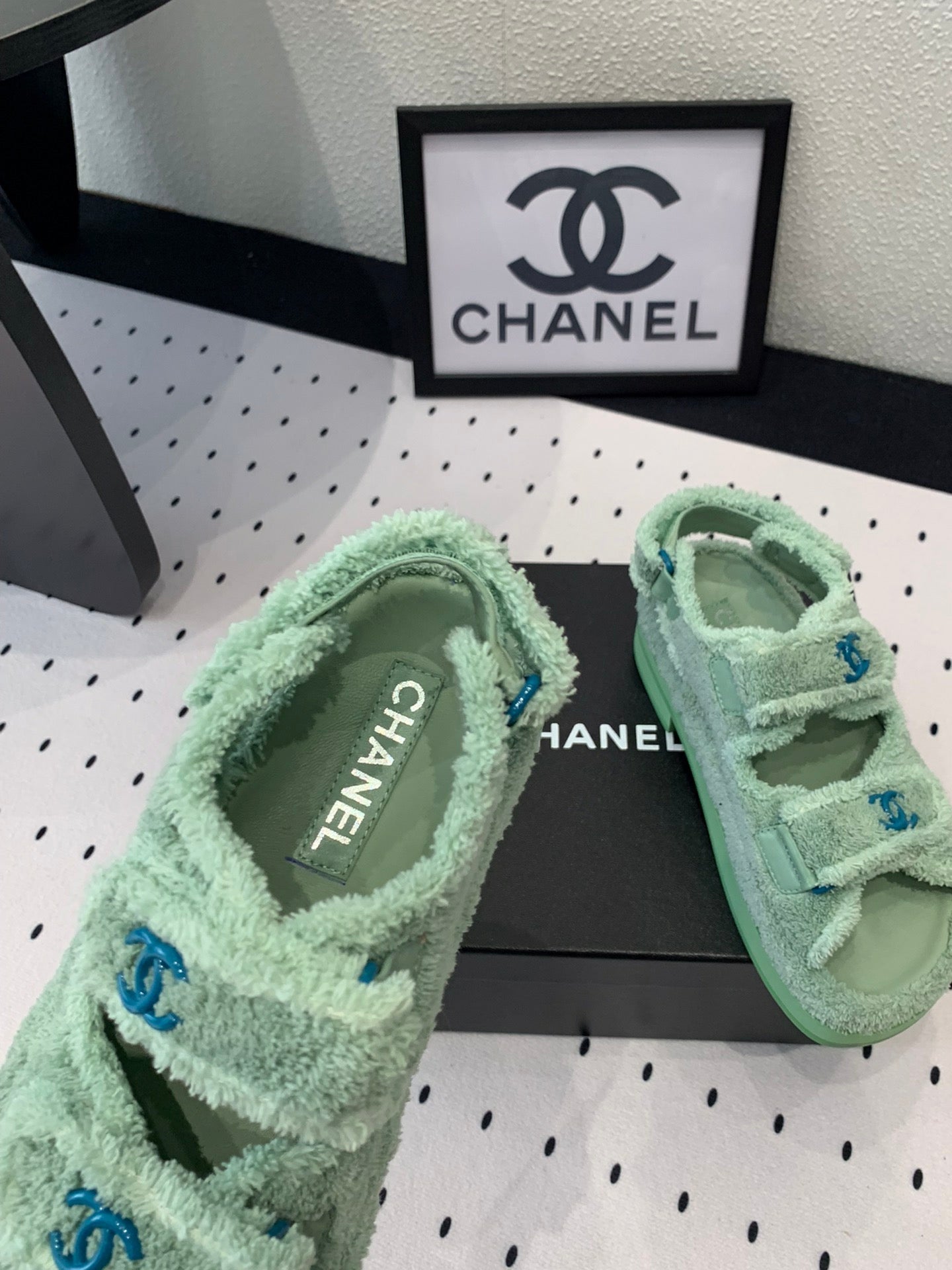CHANEL DAD SANDALS PLATFORM IN MINT GREEN FUR