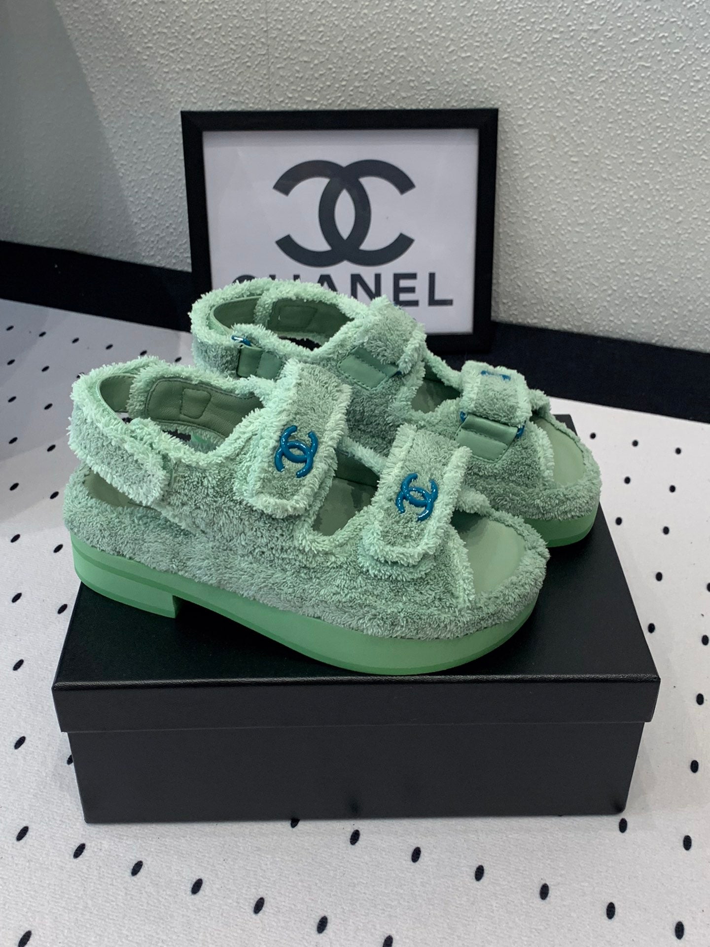 CHANEL DAD SANDALS PLATFORM IN MINT GREEN FUR