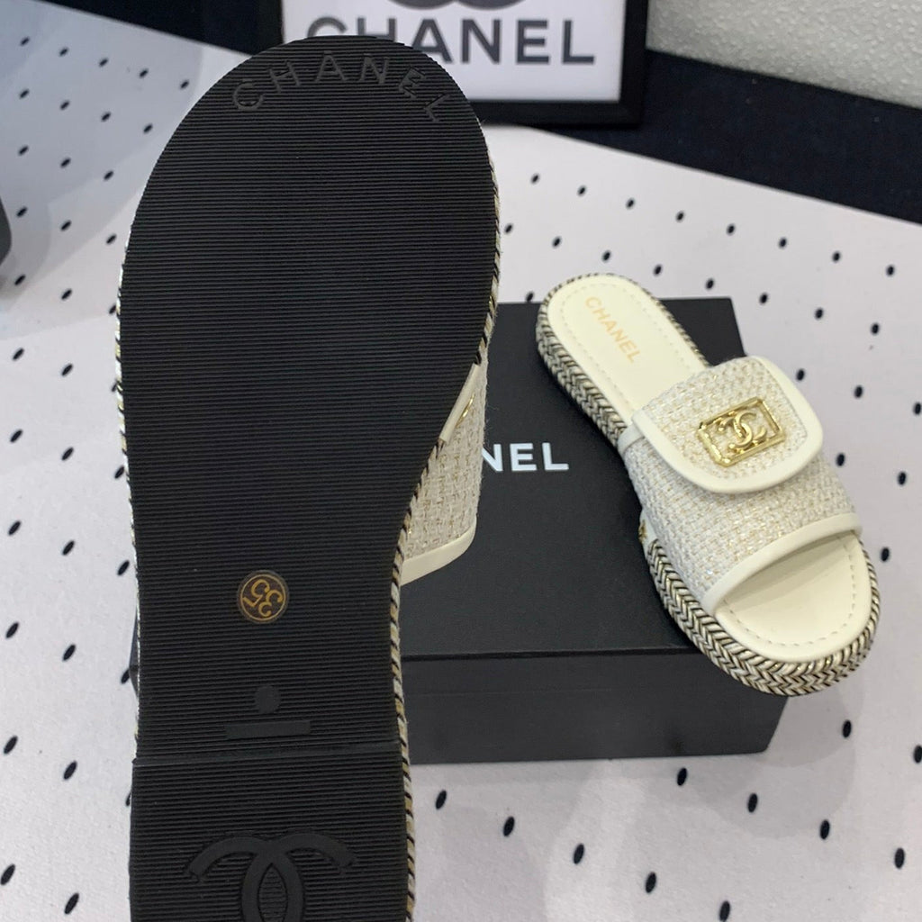 CHANEL Double  Women New Trendy Calfskin Slippers White