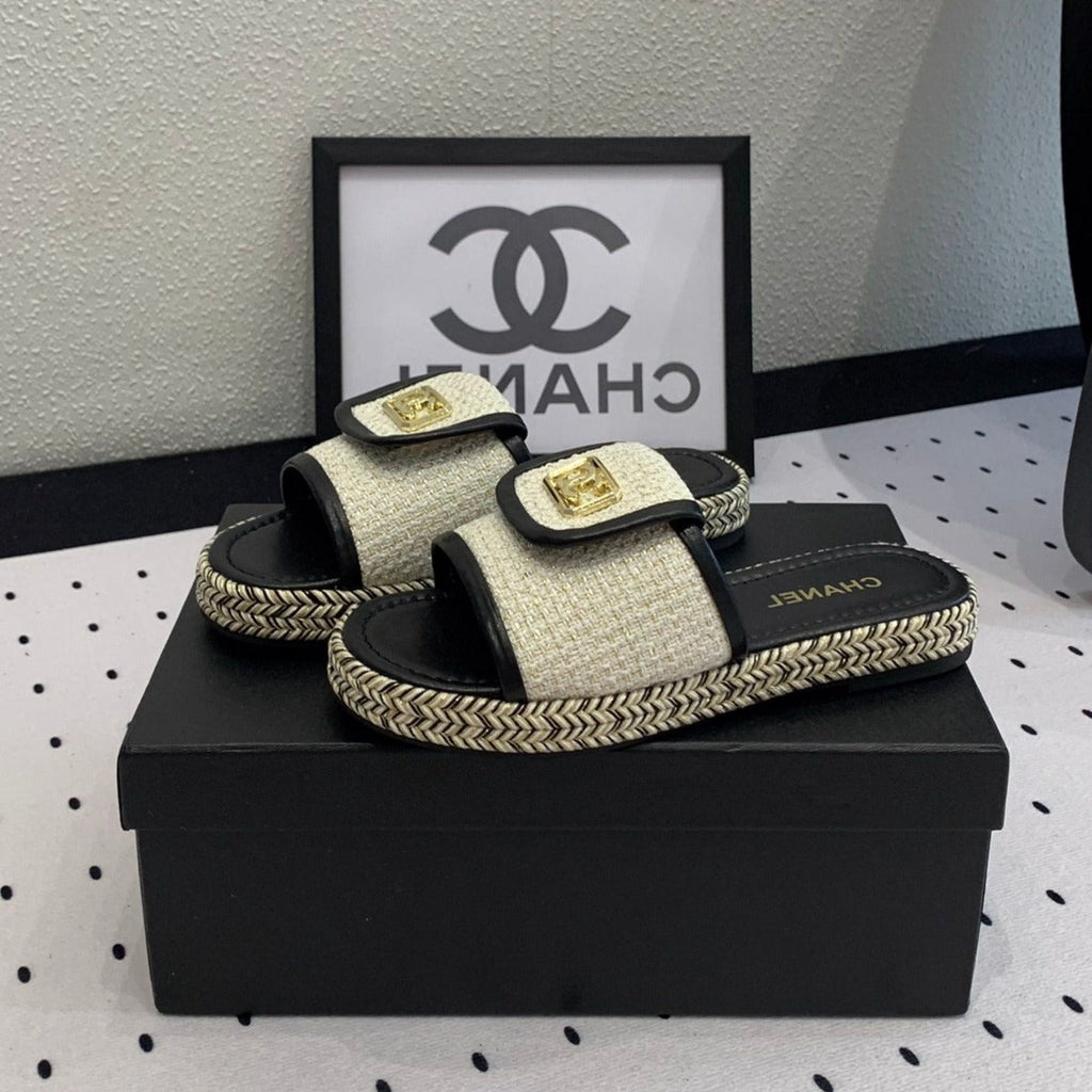 CHANEL Double  Women New Trendy Calfskin Slippers White Black