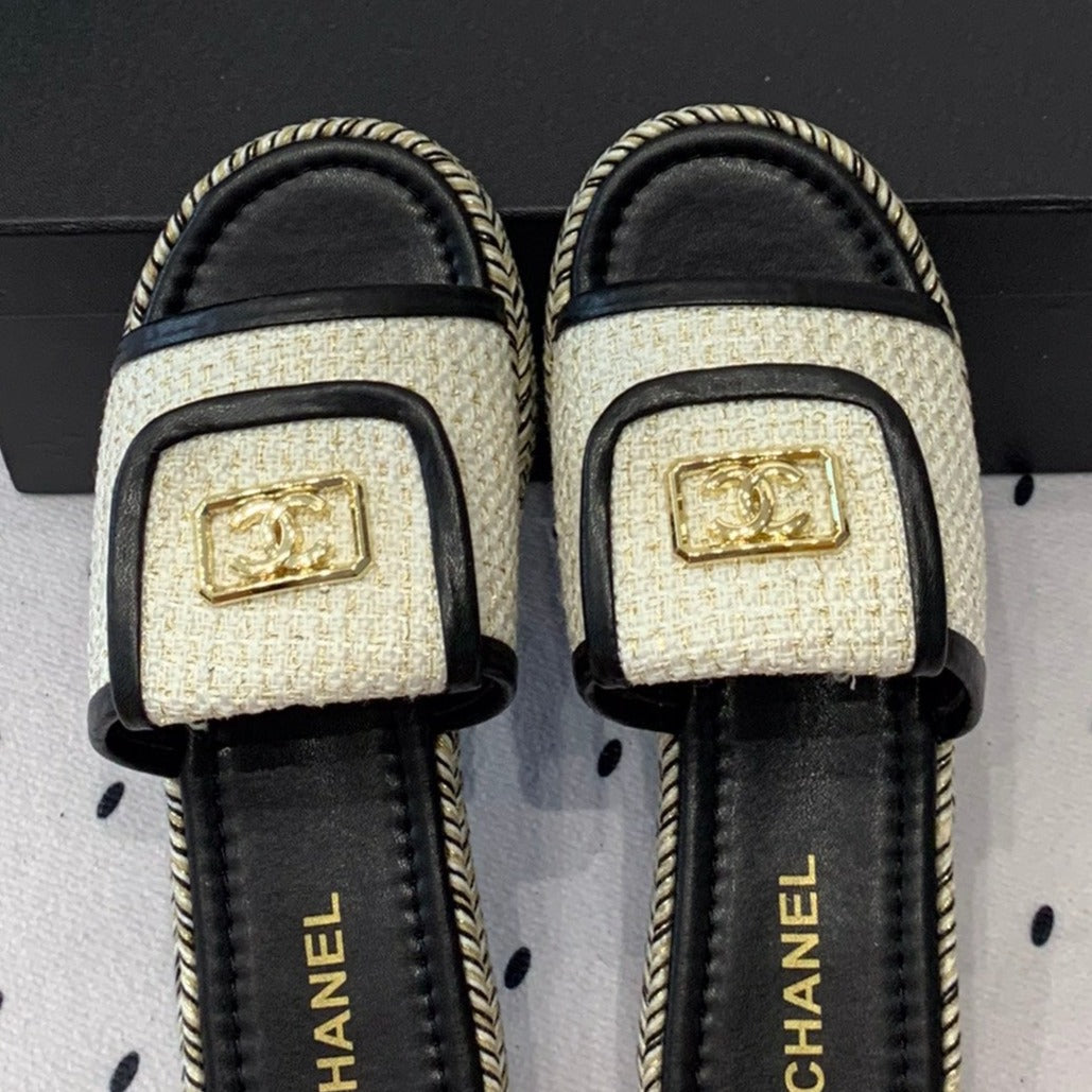 CHANEL Double  Women New Trendy Calfskin Slippers White Black