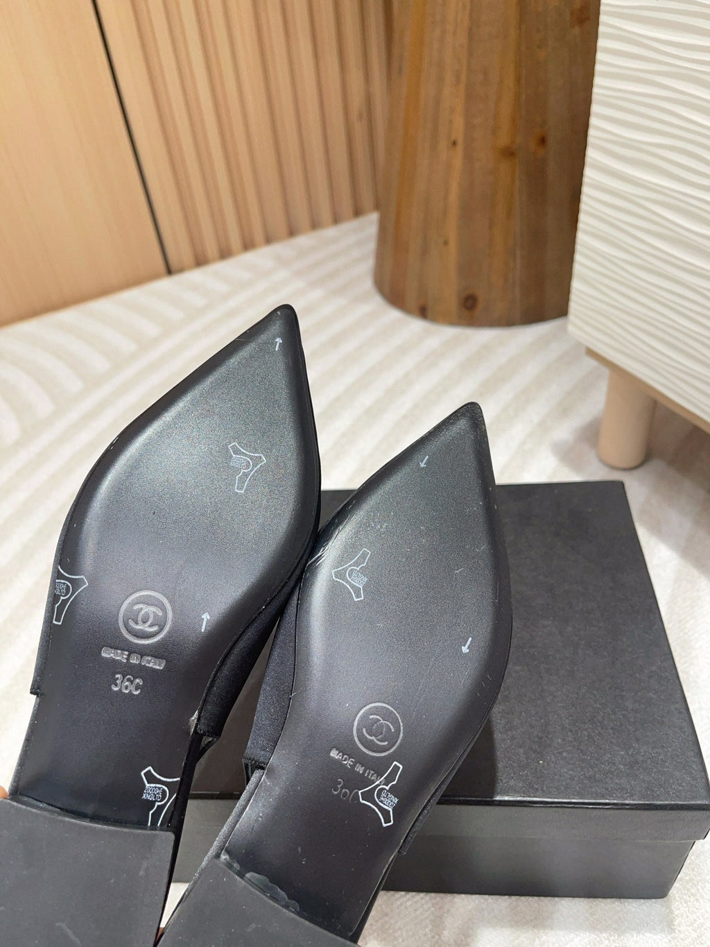CHANEL SLINGBACKS BLACK SATIN AND LAMBSKIN