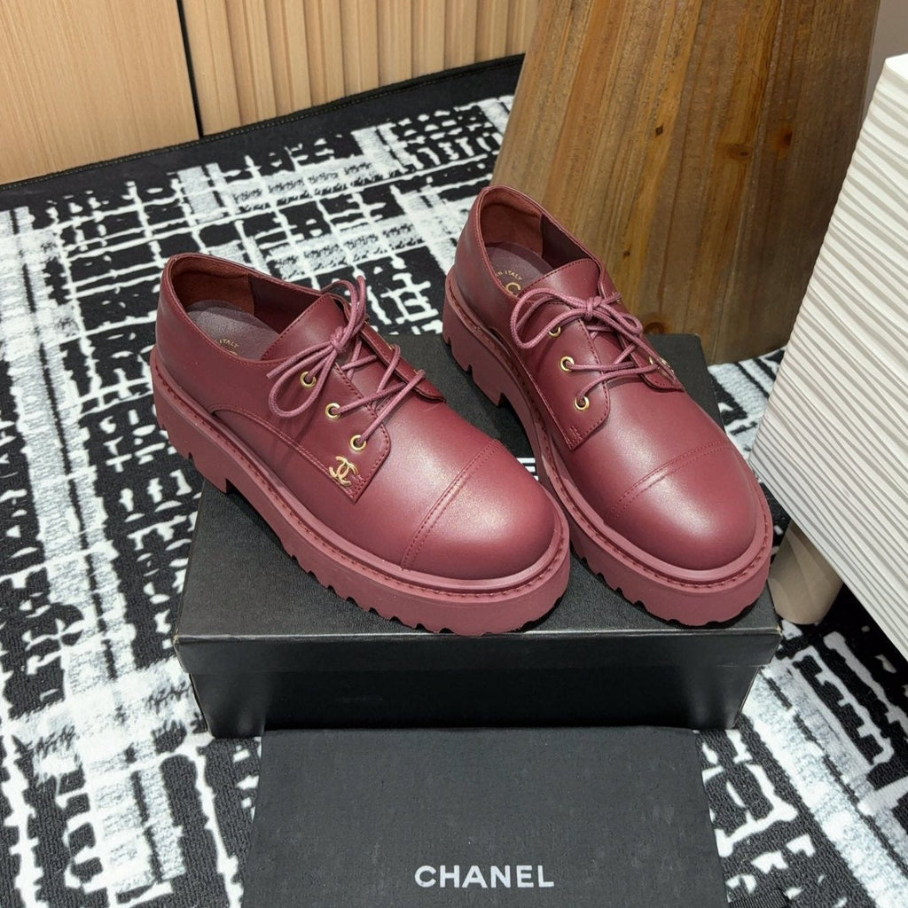 CHANEL OXFORD SHOES IN BURGUNDY RED CALFSKIN