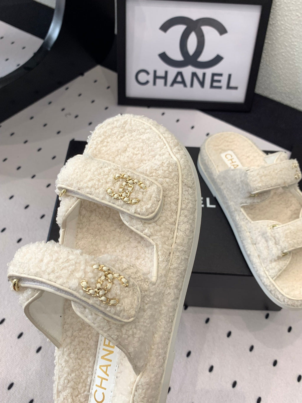 CHANEL DAD SANDAL MULE IN WHITE LAMB FUR