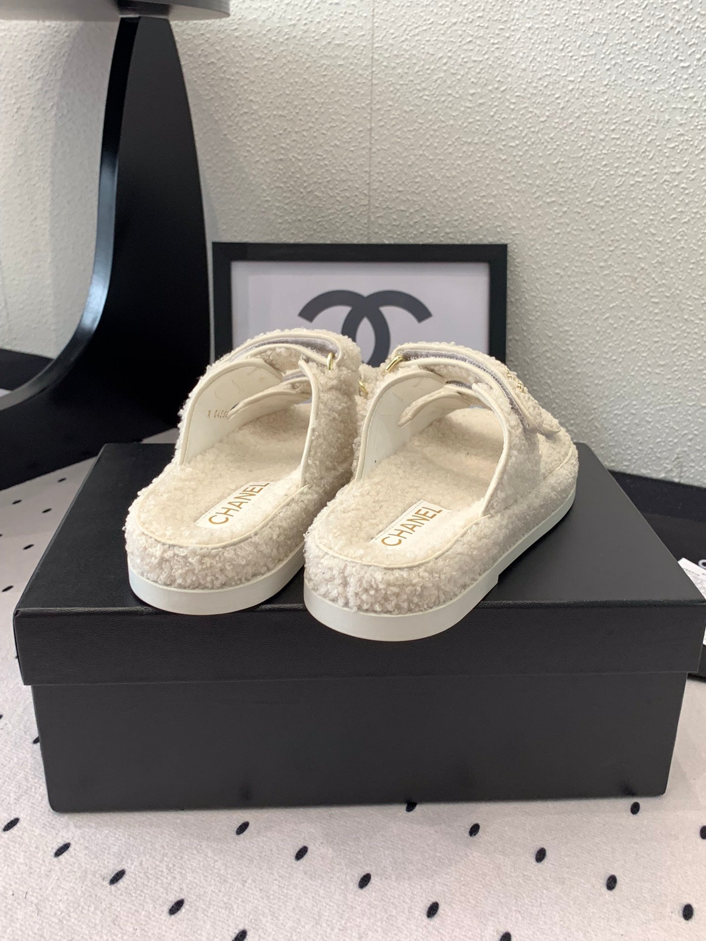 CHANEL DAD SANDAL MULE IN WHITE LAMB FUR