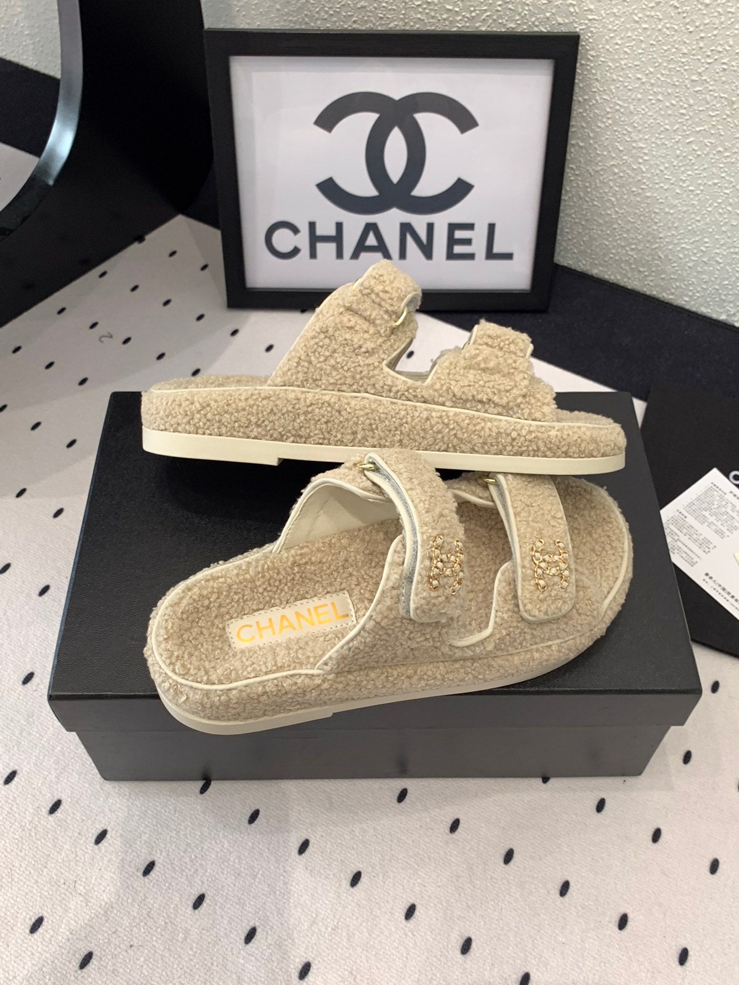 CHANEL DAD SANDAL MULE IN ECRU BEIGE LAMB FUR