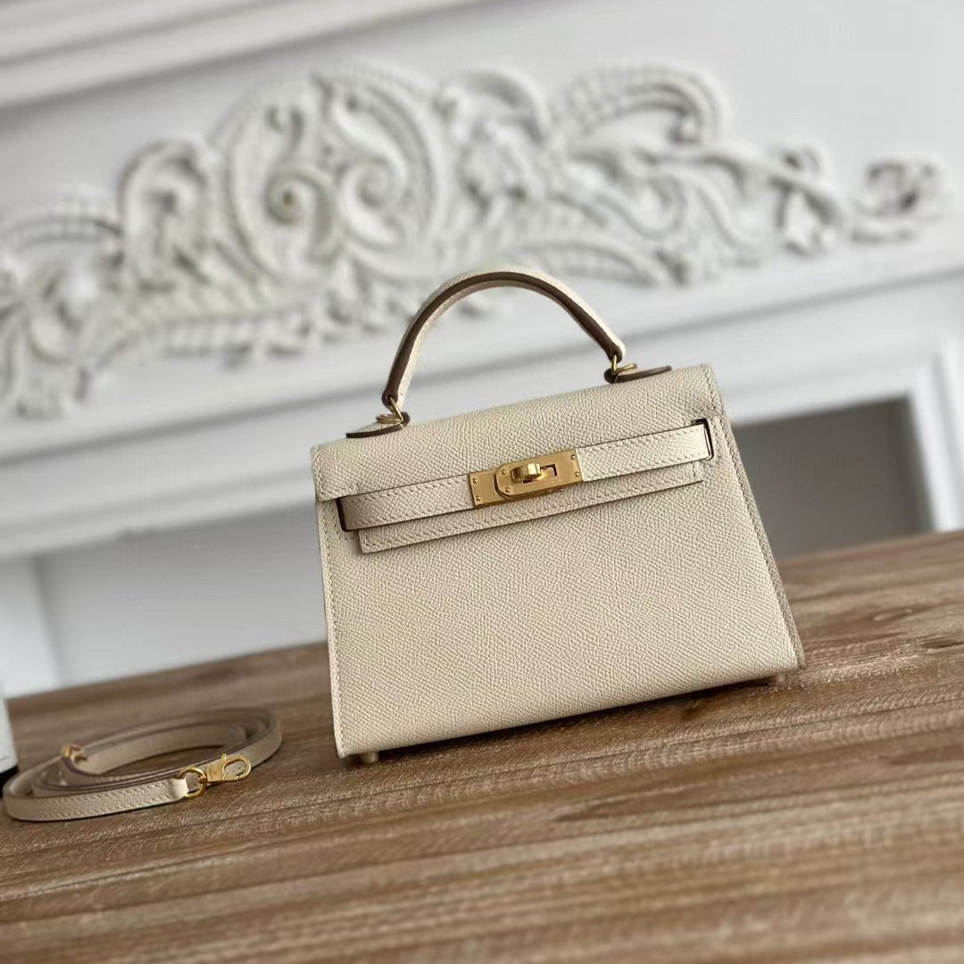 HERMES KELLY MINI 19 WHITE CALFSKIN GOLD HARDWARE
