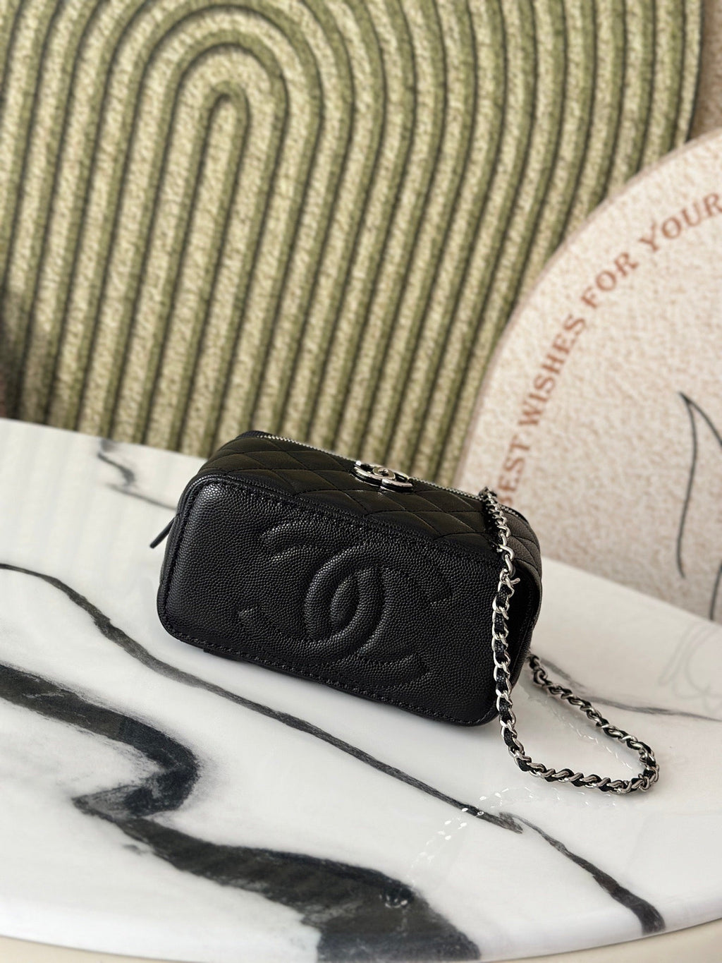 CHANEL 25P VANITY 17 CAVIAR WITH HANDLE METAL IN BLACK CALFSKIN SILVER HARDWARE