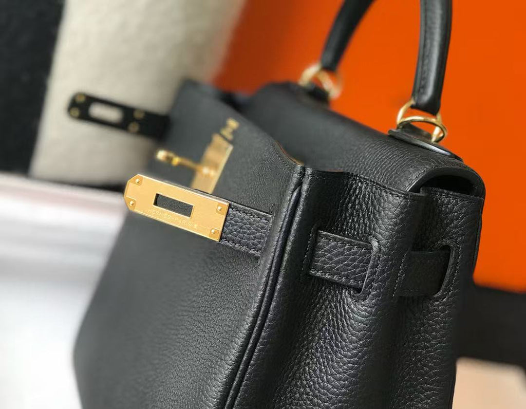 HERMES KELLY BAG 28 IN BLACK TOGO LEATHER GOLD HARDWARE