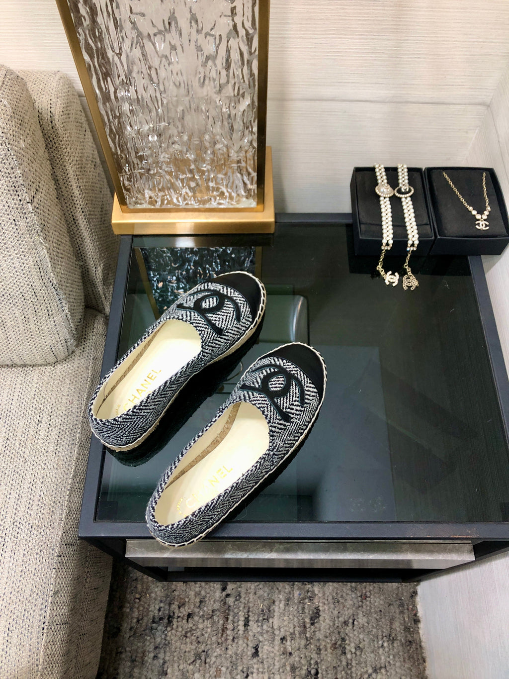 CHANEL ESPADRILLE BLACK MIX WHITE TWEED FABRIC AND CALFSKIN FLATS 185046