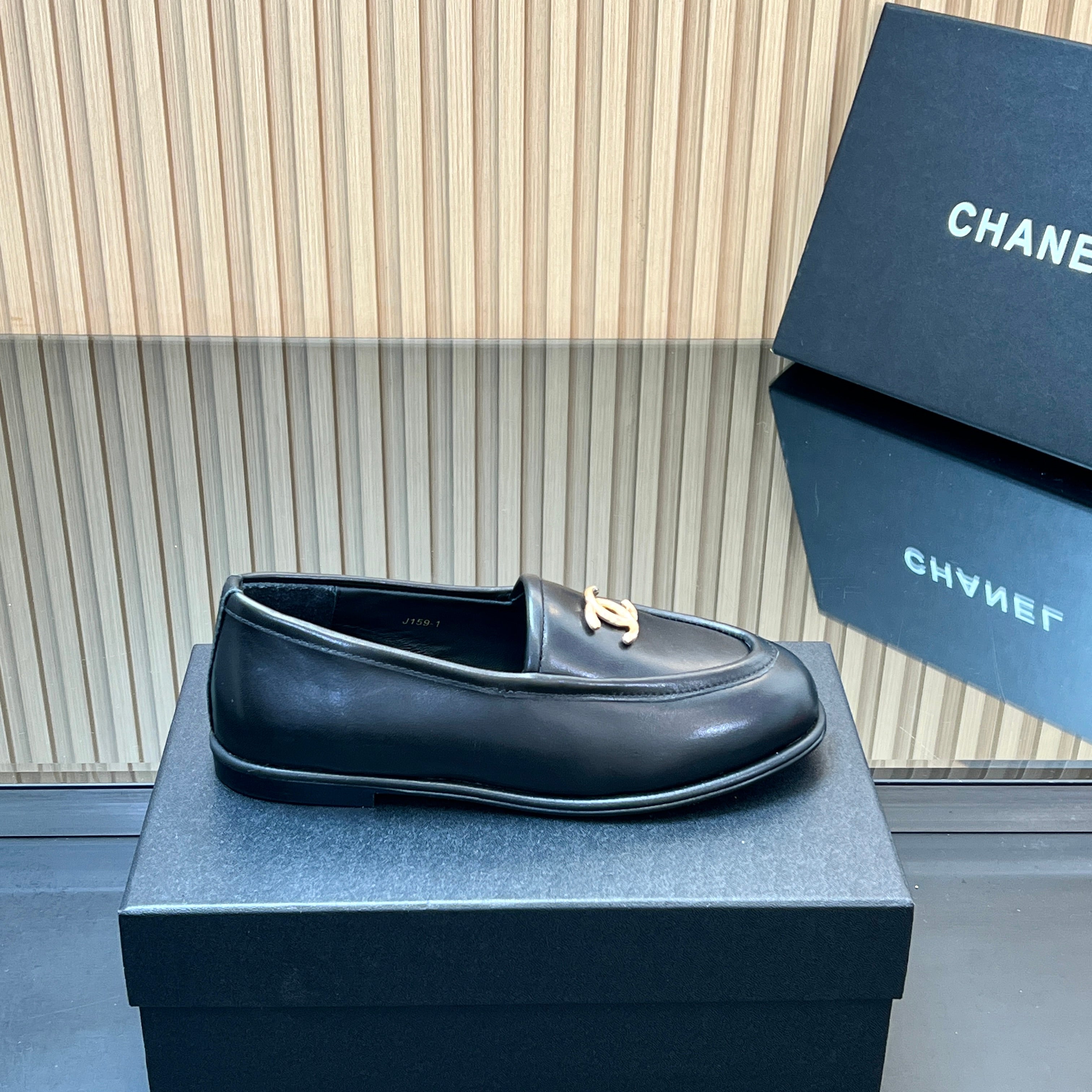 CHANEL 25S TEDDY LOAFER 15MM IN BLACK CALFSKIN GOLD HARDWARE