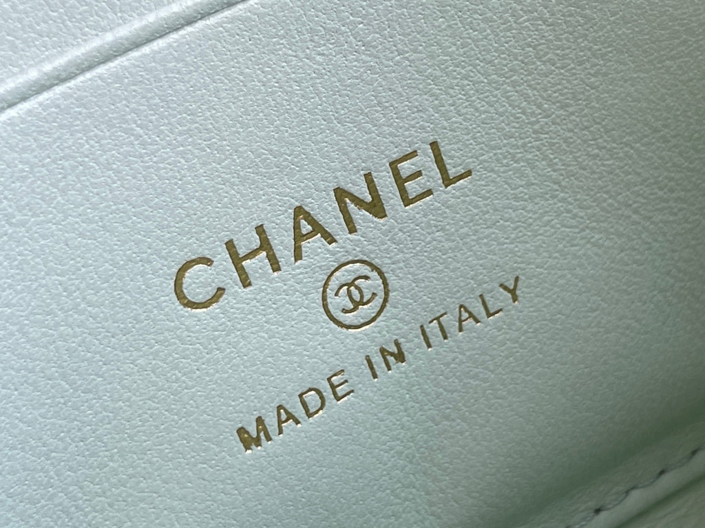 CHANEL 25S KELLY 18 CM IN MINT GREEN LAMBSKIN