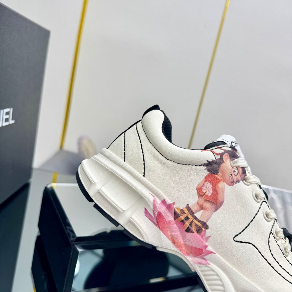 CHANEL TRAINERS SNEAKER IN WHITE CALFSKIN WITH STICKER 238624