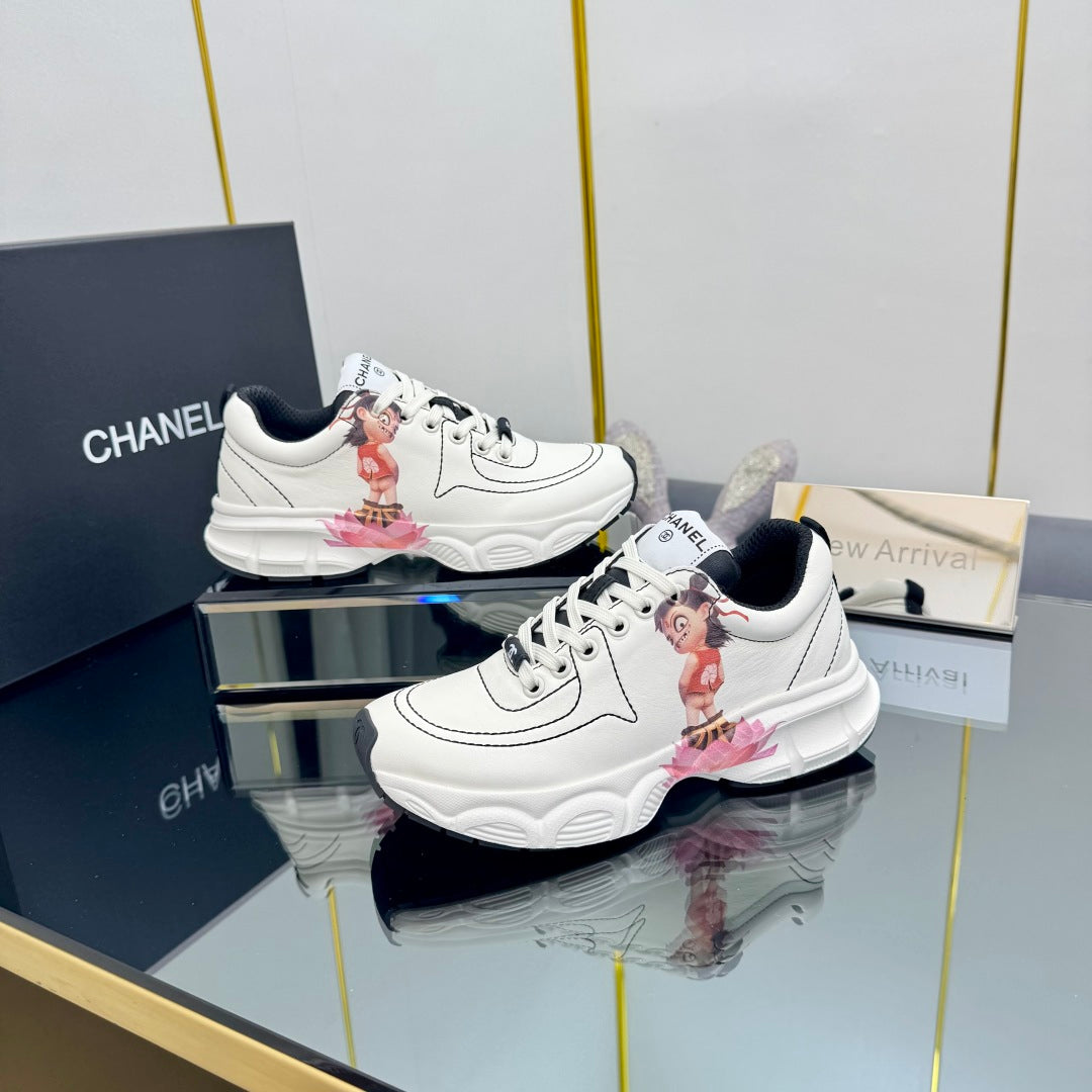 CHANEL TRAINERS SNEAKER IN WHITE CALFSKIN WITH STICKER 238624