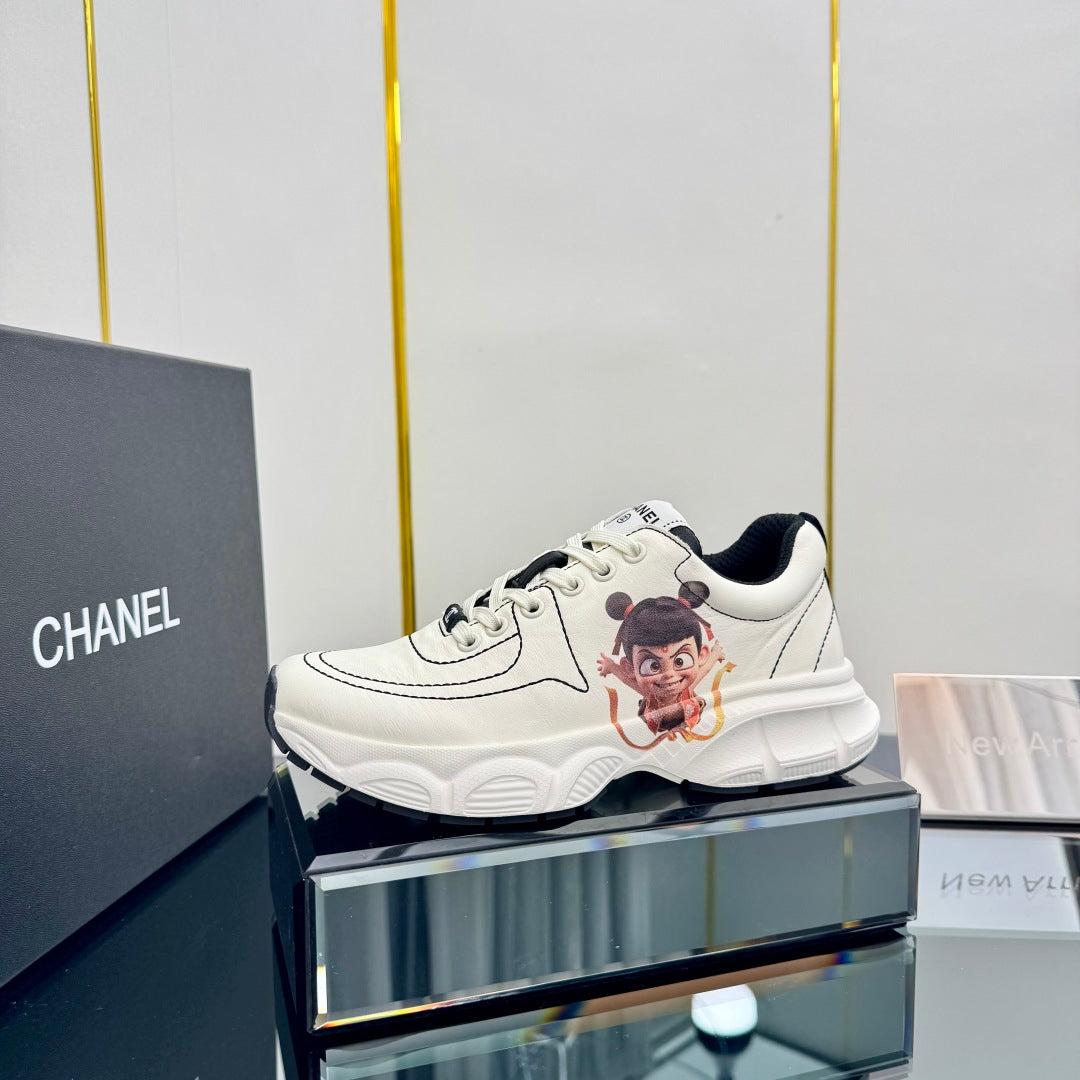 CHANEL TRAINERS SNEAKER IN WHITE CALFSKIN WITH STICKER 238626