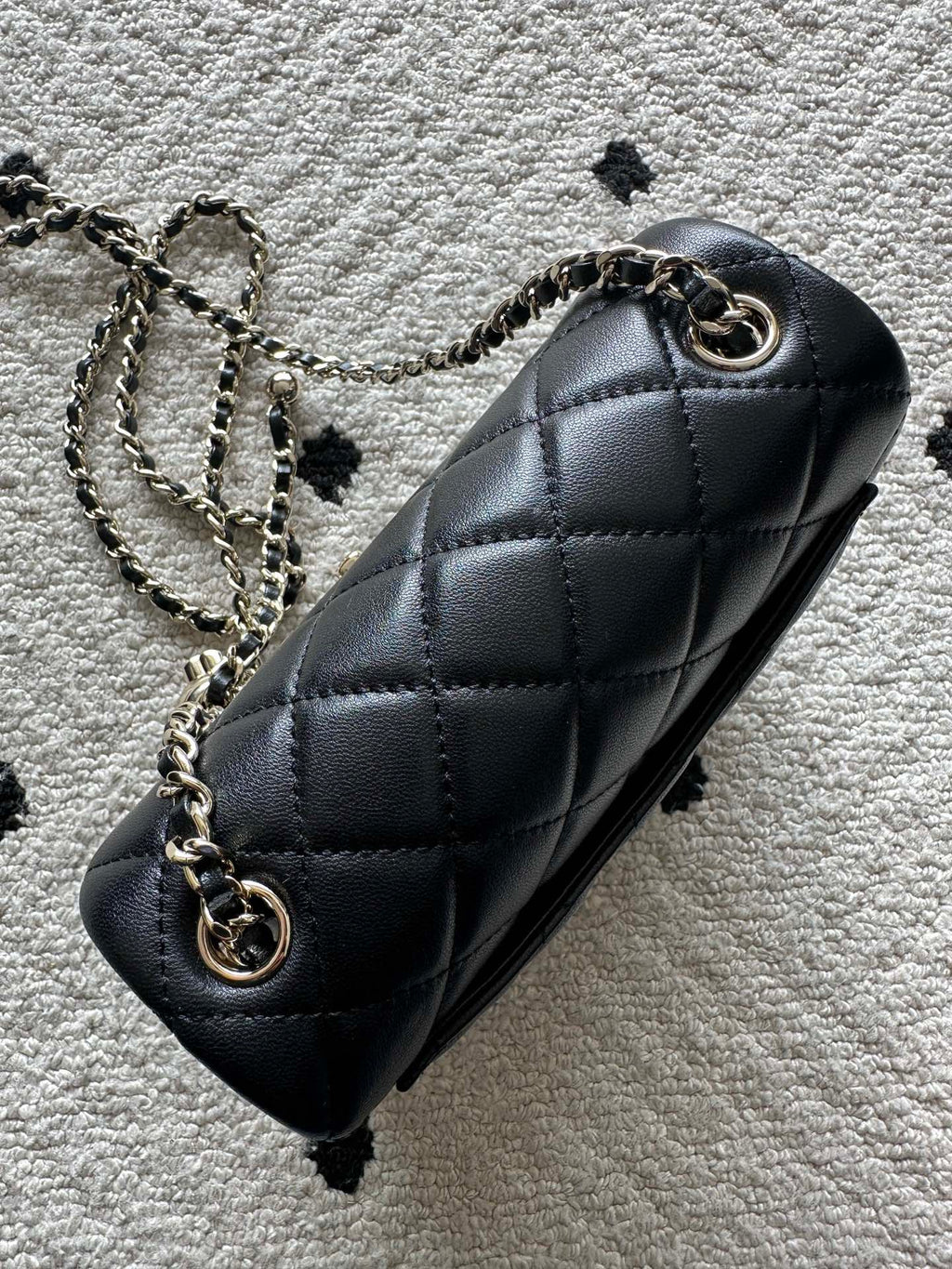 CHANEL 25S CLASSIC FLAP BAG MINI 18 IN BLACK LAMBSKIN WITH GOLD HARDWARE