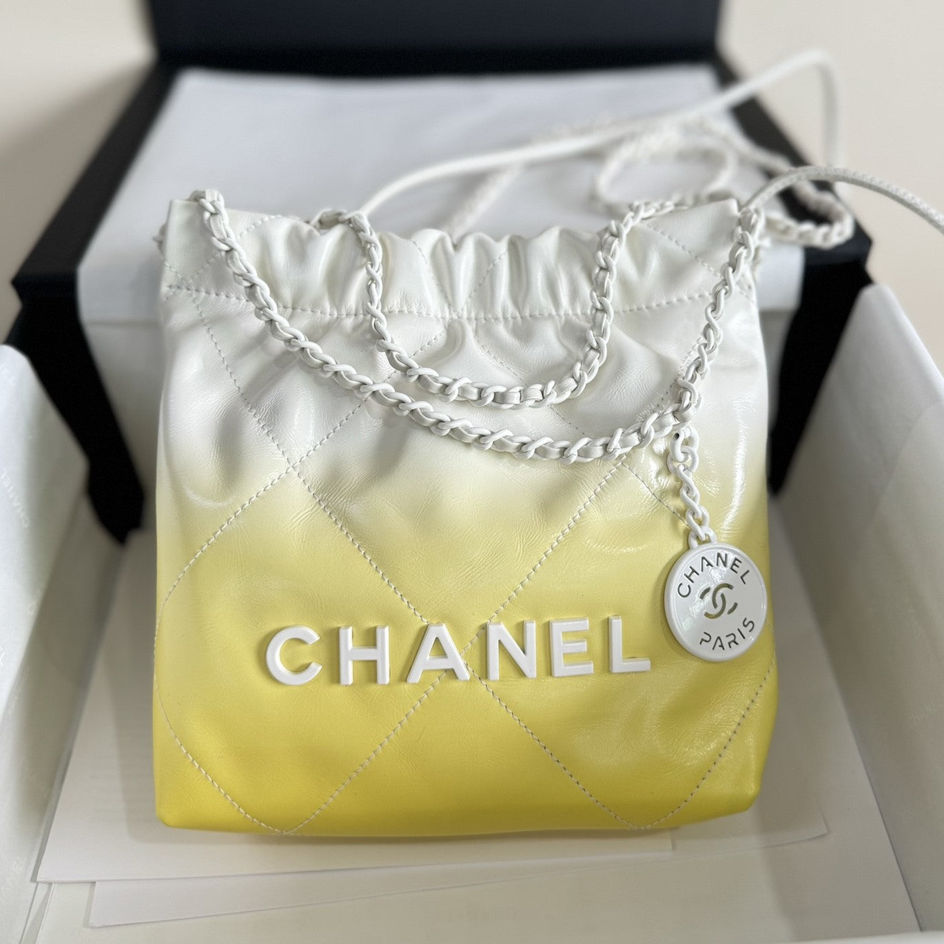 CHANEL HOBO MINI 20CM YELLOW WHITE LAMBSKIN