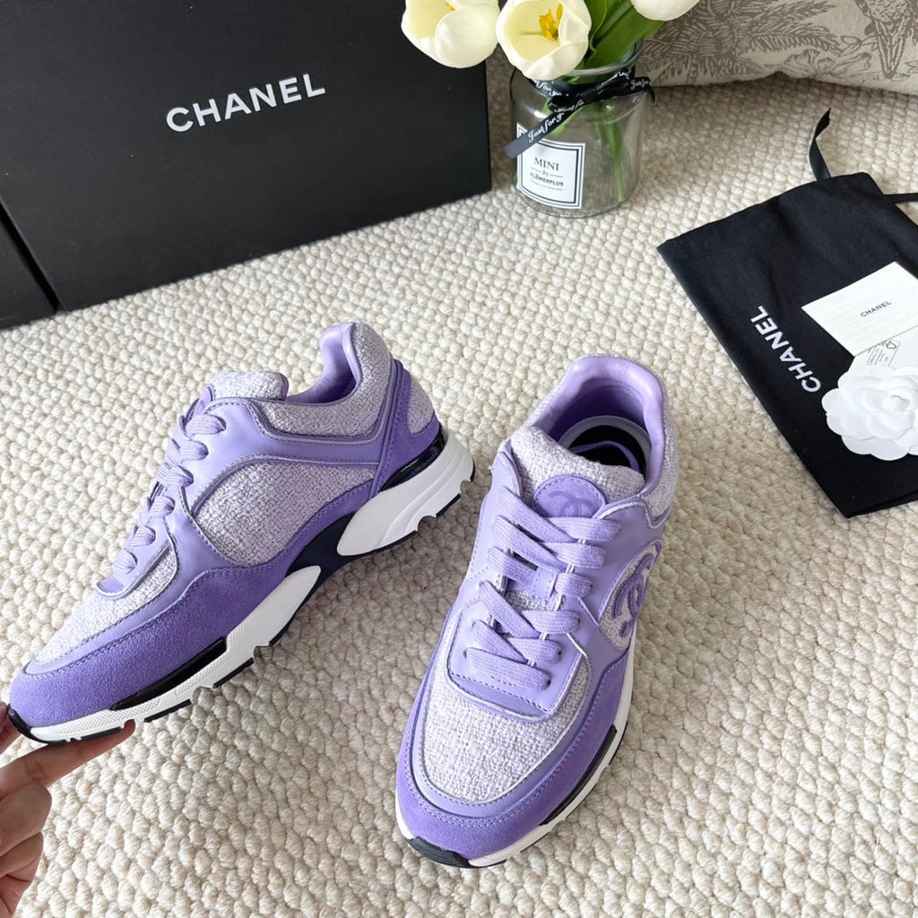 CHANEL SNEAKER IN IRIS PURPLE WOOL TWEED AND SUEDE