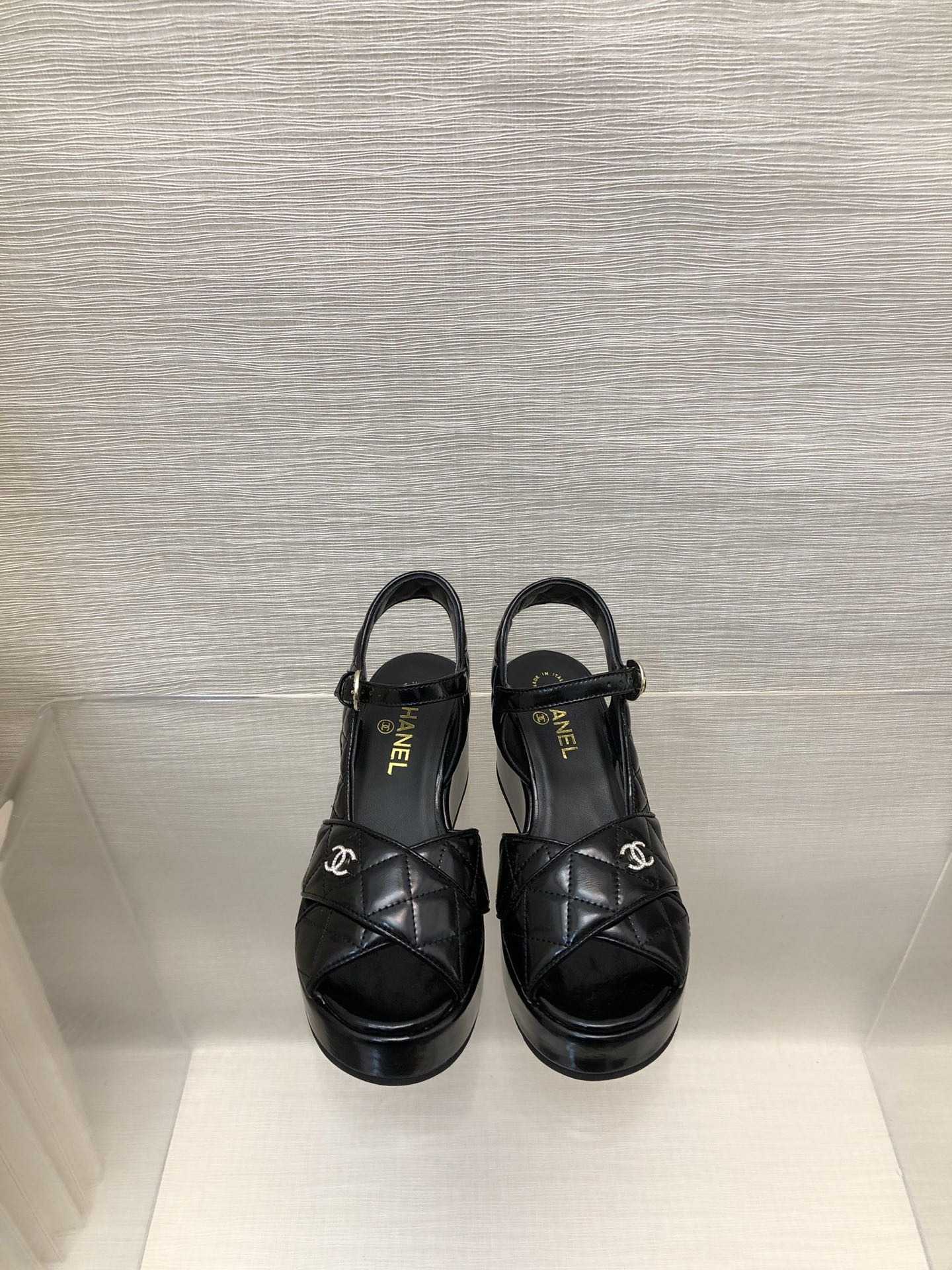 CHANEL WEDGE SANDALS IN BLACK CALFSKIN