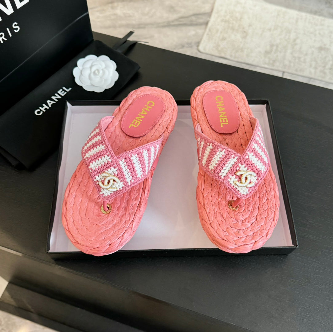 CHANEL Double C Hottest Knit Flip-Flops Light Pink