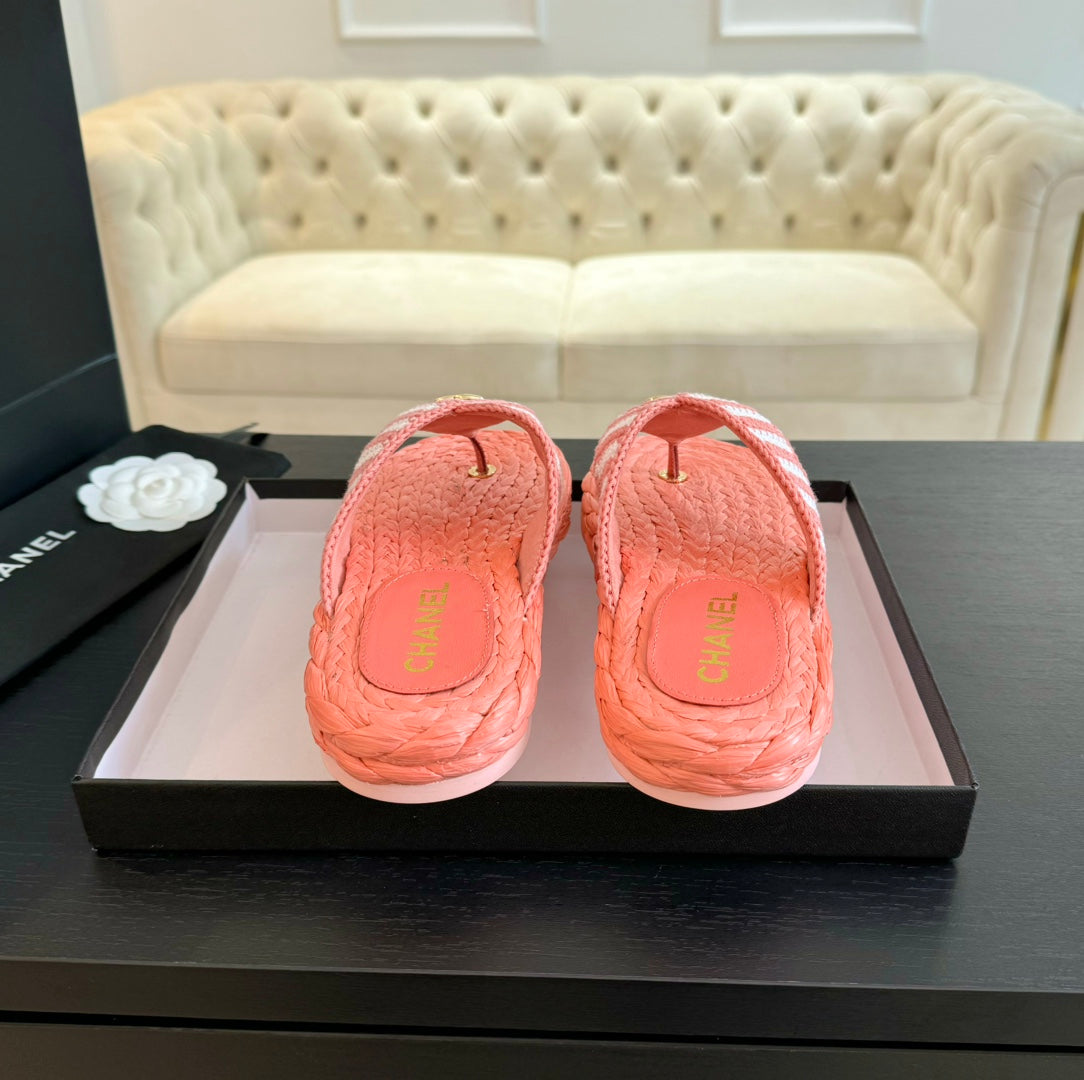 CHANEL Double C Hottest Knit Flip-Flops Light Pink