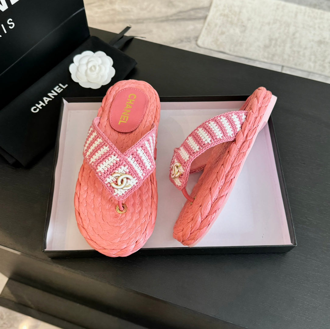 CHANEL Double C Hottest Knit Flip-Flops Light Pink