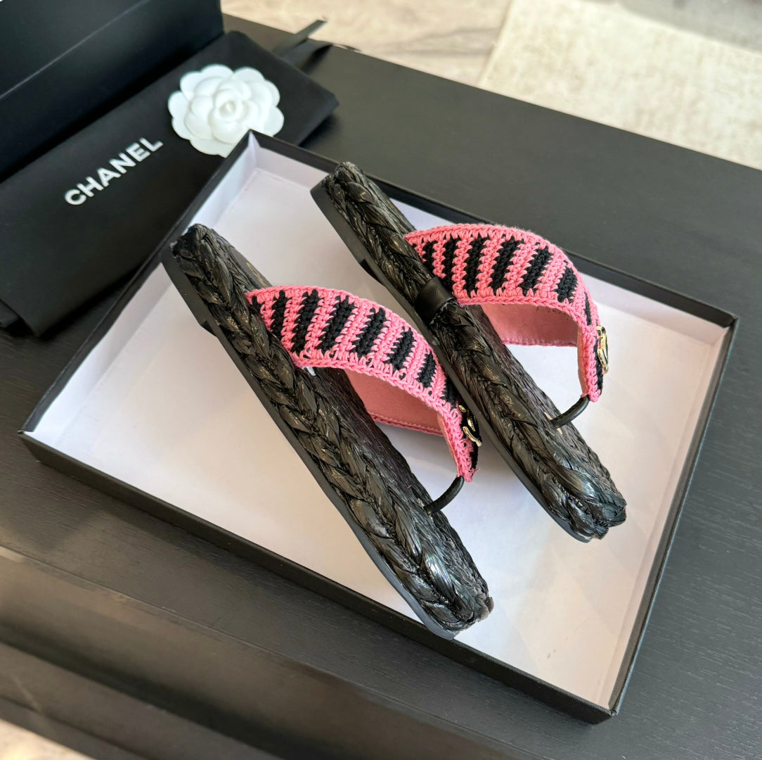 CHANEL Double C Hottest Knit Flip-Flops Black Pink