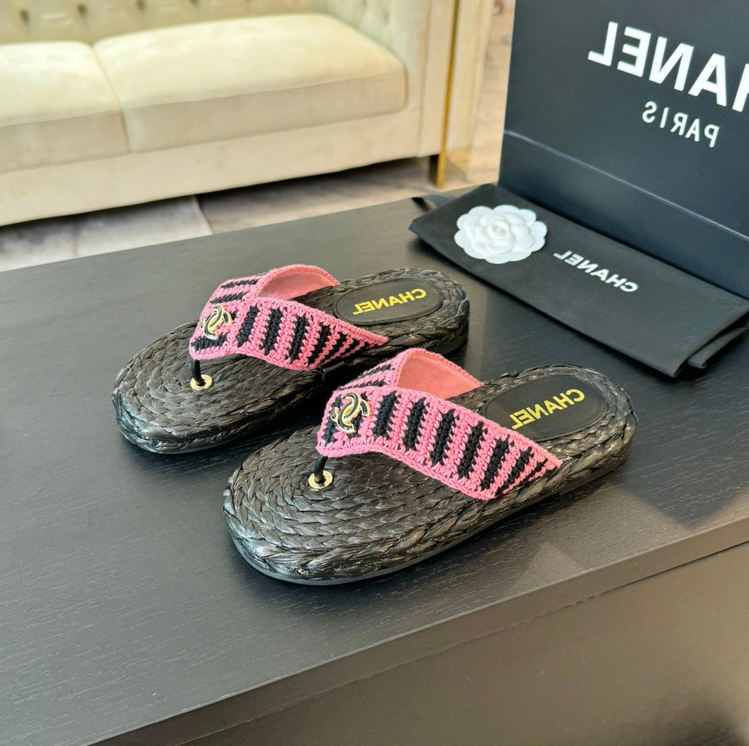 CHANEL Double C Hottest Knit Flip-Flops Black Pink